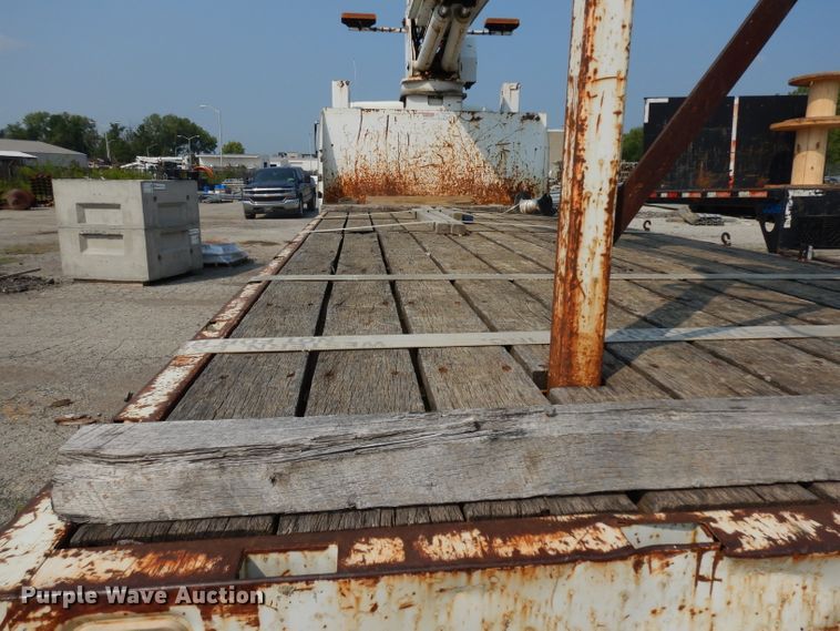 image for item HA9445 1998 Freightliner FL80  crane truck