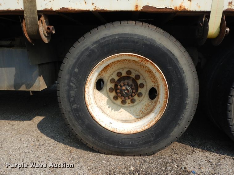 image for item HA9445 1998 Freightliner FL80  crane truck