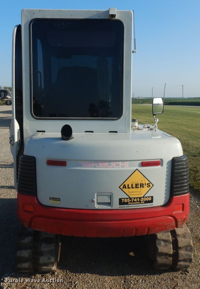 image for item HA9490 2005 Takeuchi TB135  mini excavator