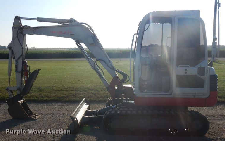 image for item HA9490 2005 Takeuchi TB135  mini excavator