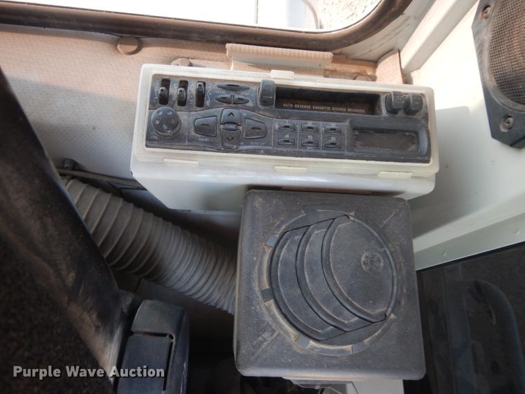 image for item HA9490 2005 Takeuchi TB135  mini excavator