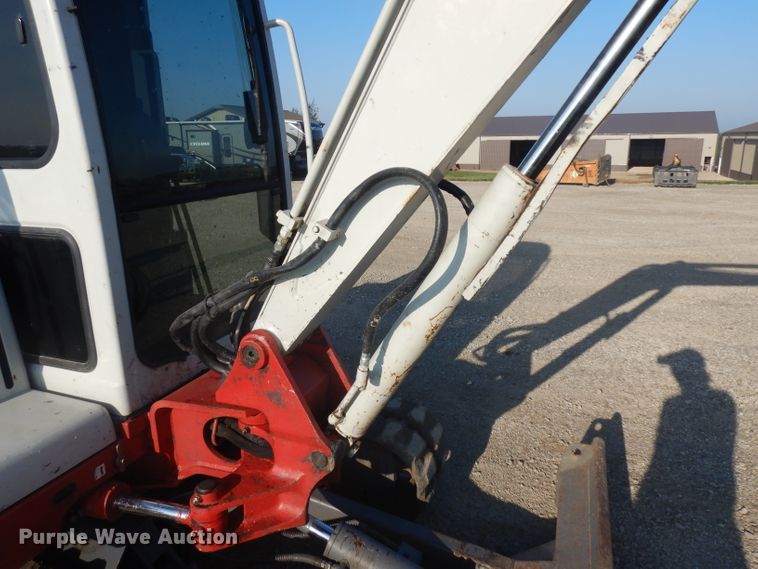 image for item HA9490 2005 Takeuchi TB135  mini excavator