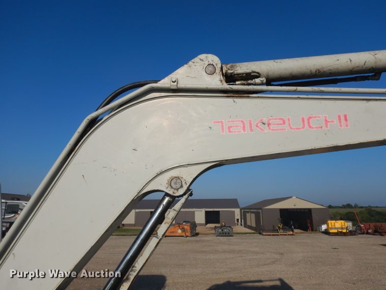image for item HA9490 2005 Takeuchi TB135  mini excavator