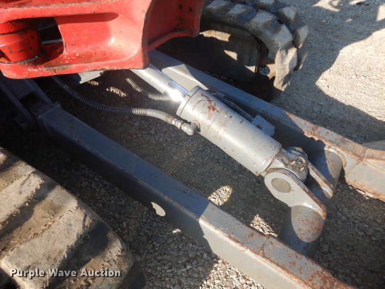 image for item HA9490 2005 Takeuchi TB135  mini excavator