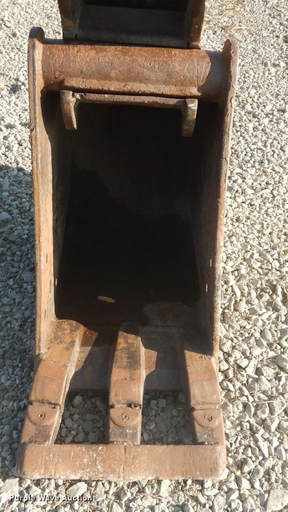 image for item HA9490 2005 Takeuchi TB135  mini excavator