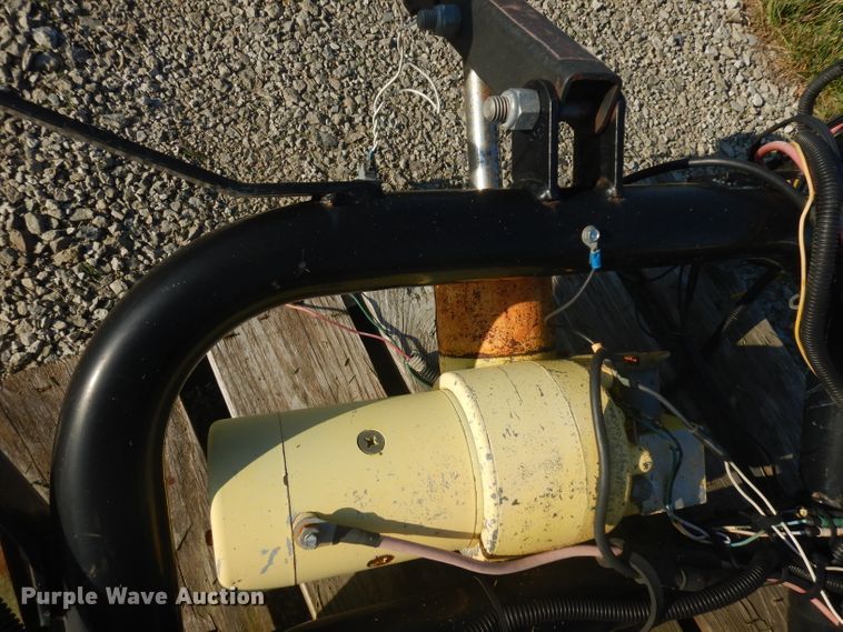 image for item HA9497 90"W snow plow