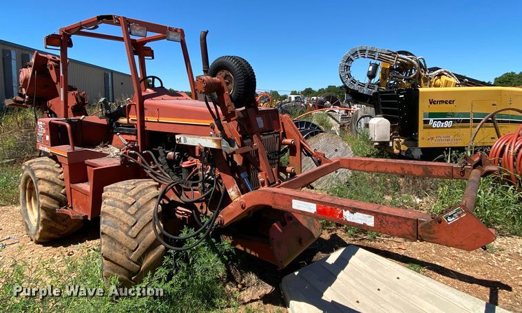 image for item HA9591 1998 Ditch Witch 8020  cable plow