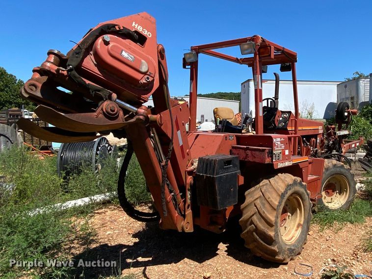 image for item HA9591 1998 Ditch Witch 8020  cable plow