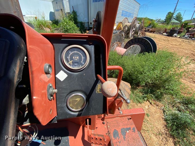 image for item HA9591 1998 Ditch Witch 8020  cable plow