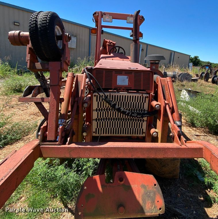 image for item HA9591 1998 Ditch Witch 8020  cable plow