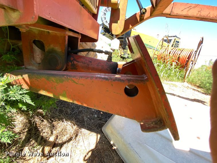 image for item HA9591 1998 Ditch Witch 8020  cable plow