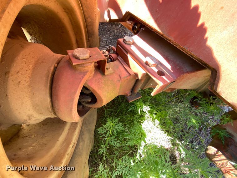 image for item HA9591 1998 Ditch Witch 8020  cable plow