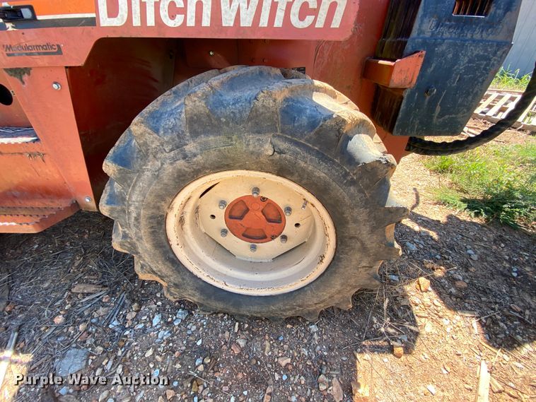 image for item HA9591 1998 Ditch Witch 8020  cable plow