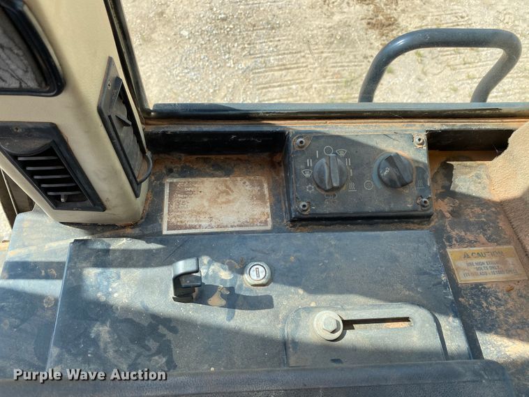 image for item HA9594 2000 Caterpillar 963C  track loader