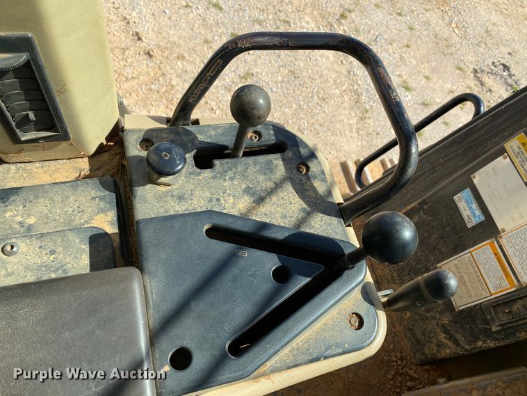 image for item HA9594 2000 Caterpillar 963C  track loader