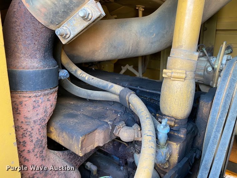 image for item HA9594 2000 Caterpillar 963C  track loader