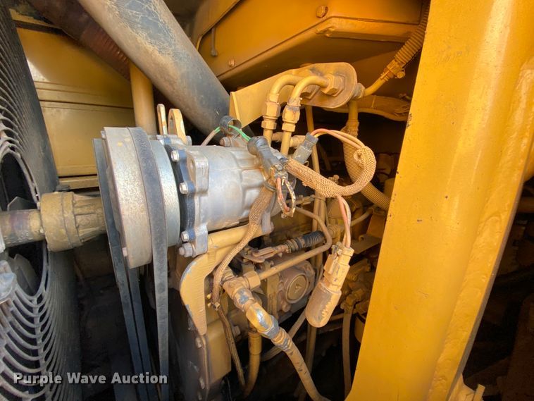 image for item HA9594 2000 Caterpillar 963C  track loader