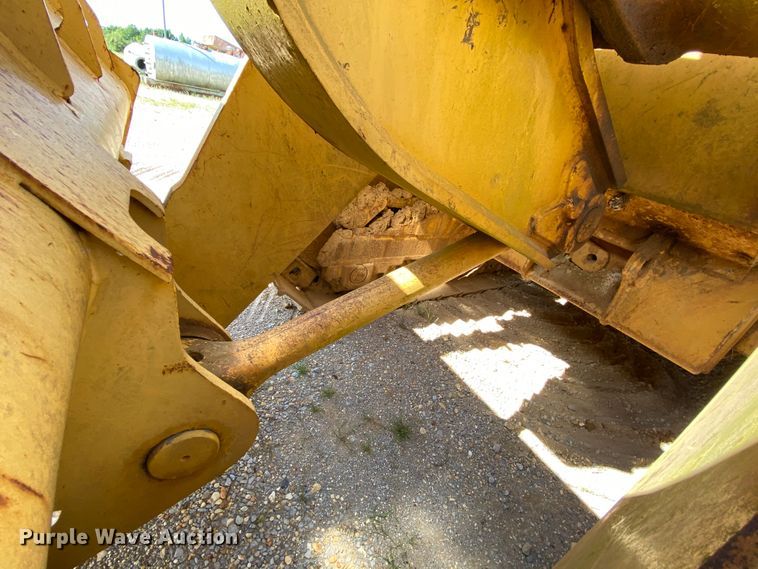 image for item HA9594 2000 Caterpillar 963C  track loader