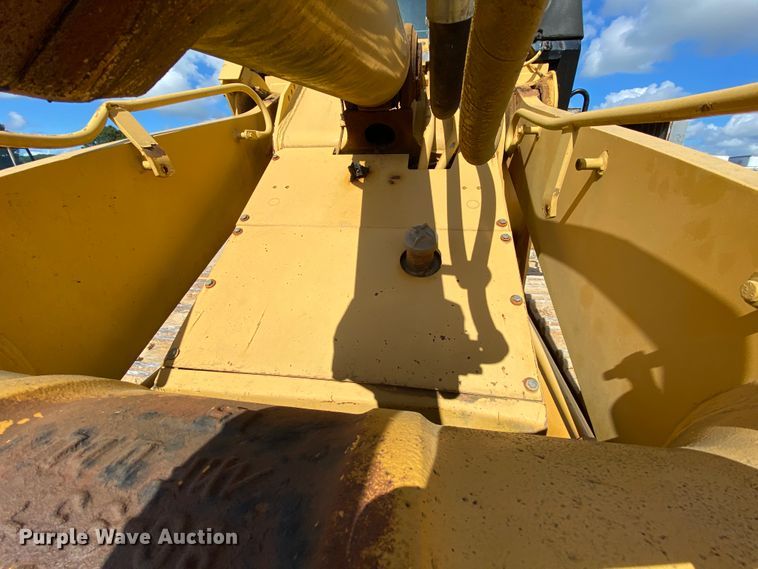 image for item HA9594 2000 Caterpillar 963C  track loader