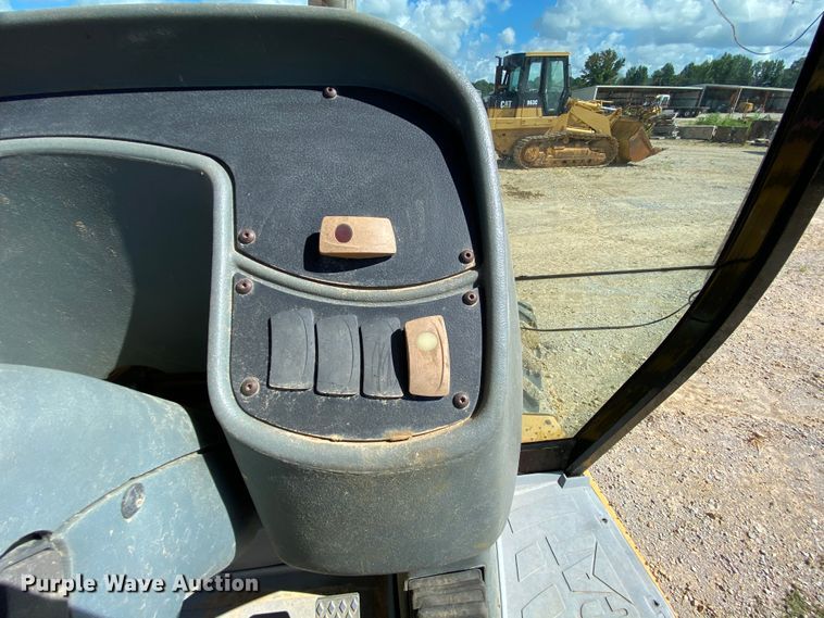 image for item HA9595 2004 Caterpillar 420D  backhoe