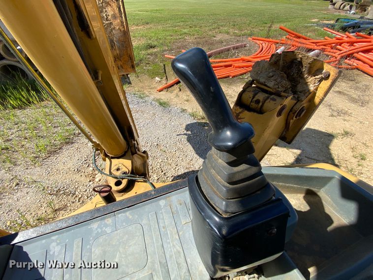 image for item HA9595 2004 Caterpillar 420D  backhoe