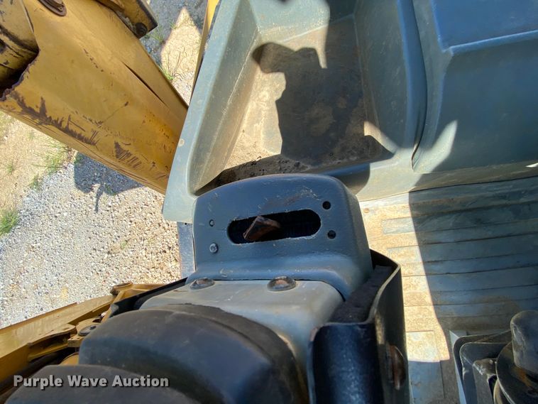 image for item HA9595 2004 Caterpillar 420D  backhoe