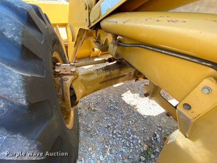 image for item HA9595 2004 Caterpillar 420D  backhoe
