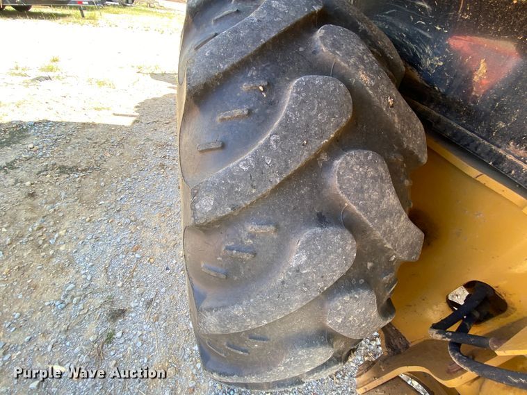 image for item HA9595 2004 Caterpillar 420D  backhoe