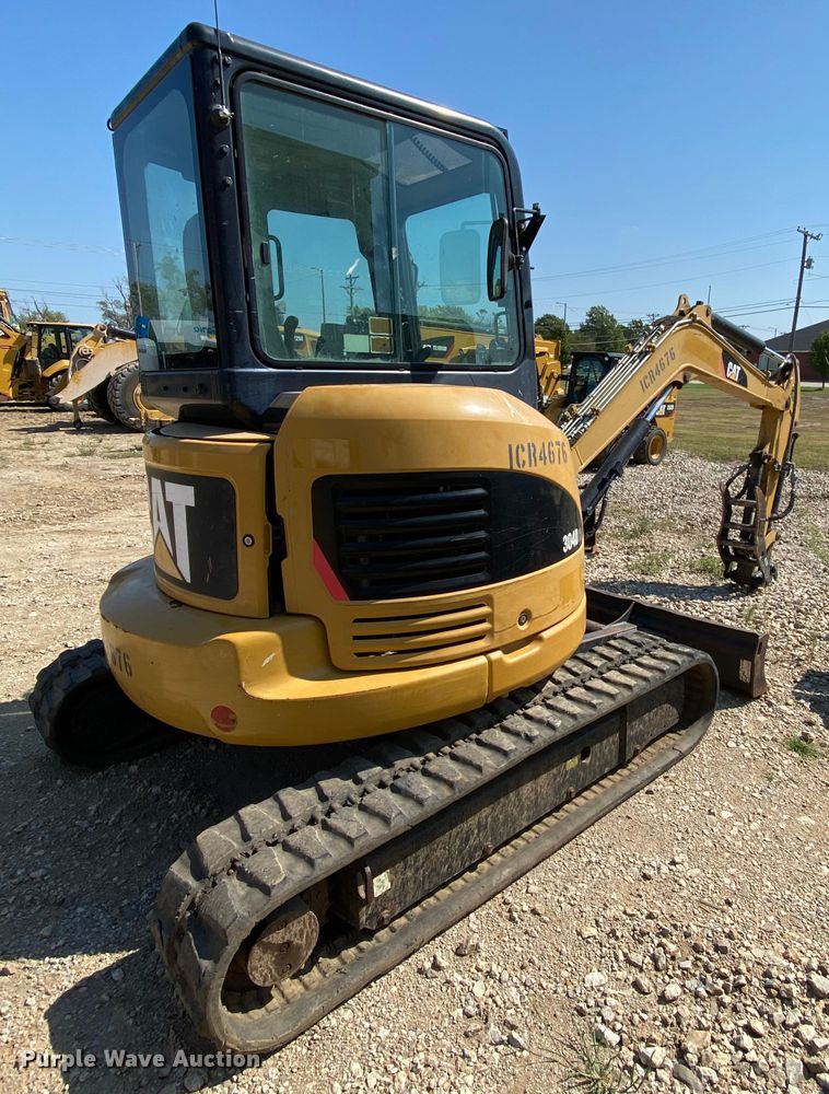 image for item HA9596 2011 Caterpillar 304D CR  mini excavator