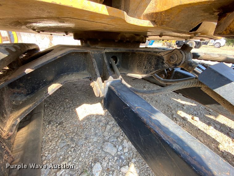 image for item HA9596 2011 Caterpillar 304D CR  mini excavator