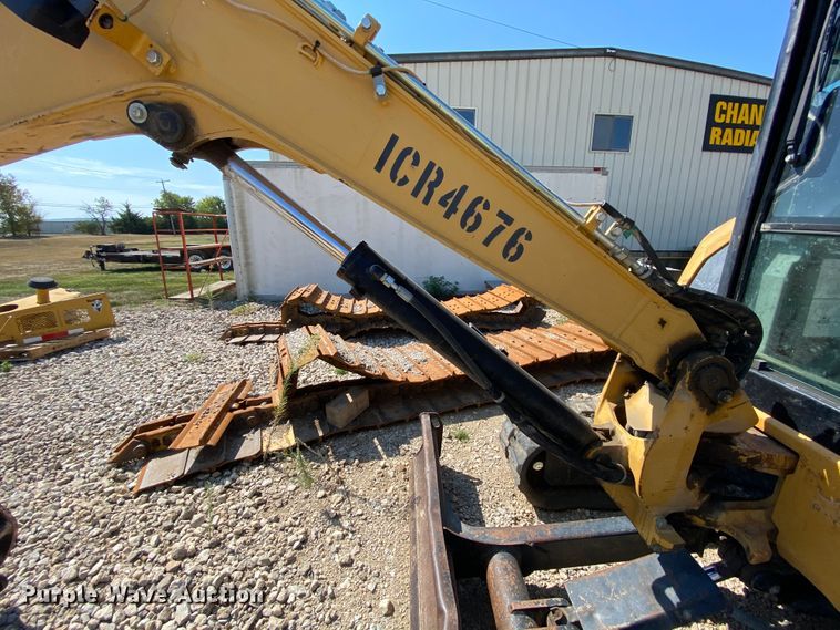image for item HA9596 2011 Caterpillar 304D CR  mini excavator