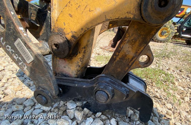 image for item HA9596 2011 Caterpillar 304D CR  mini excavator