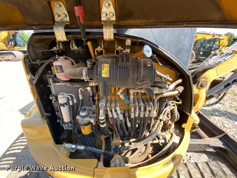 image for item HA9596 2011 Caterpillar 304D CR  mini excavator