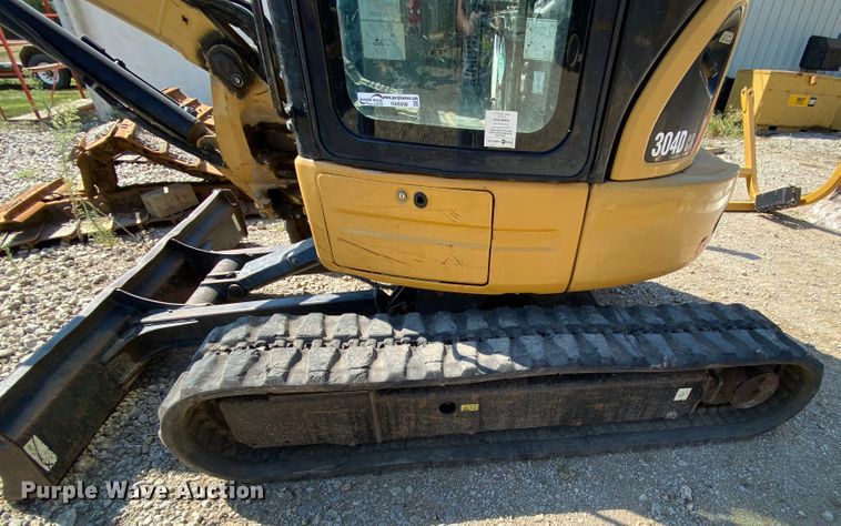 image for item HA9596 2011 Caterpillar 304D CR  mini excavator