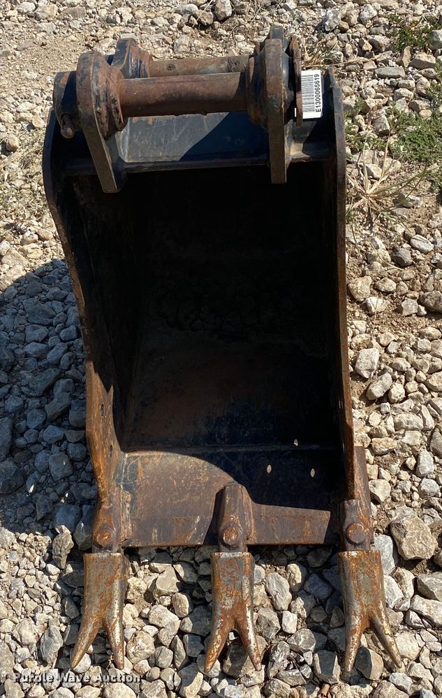 image for item HA9596 2011 Caterpillar 304D CR  mini excavator