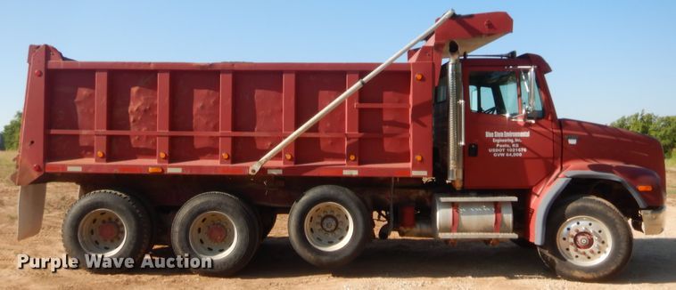 image for item HB9439 1999 Freightliner FL112  dump truck
