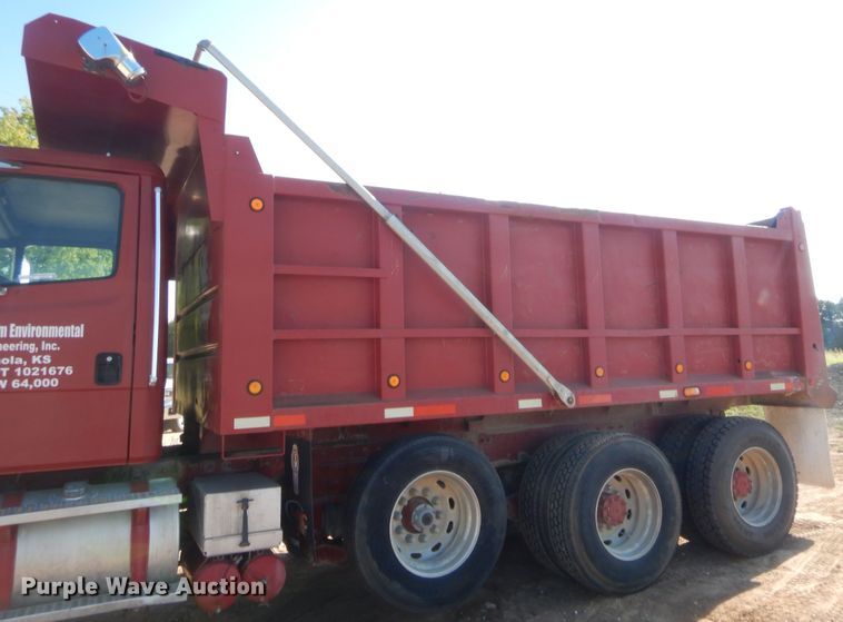 image for item HB9439 1999 Freightliner FL112  dump truck