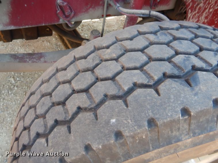 image for item HB9439 1999 Freightliner FL112  dump truck