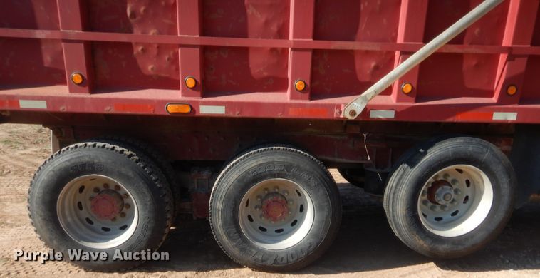 image for item HB9439 1999 Freightliner FL112  dump truck