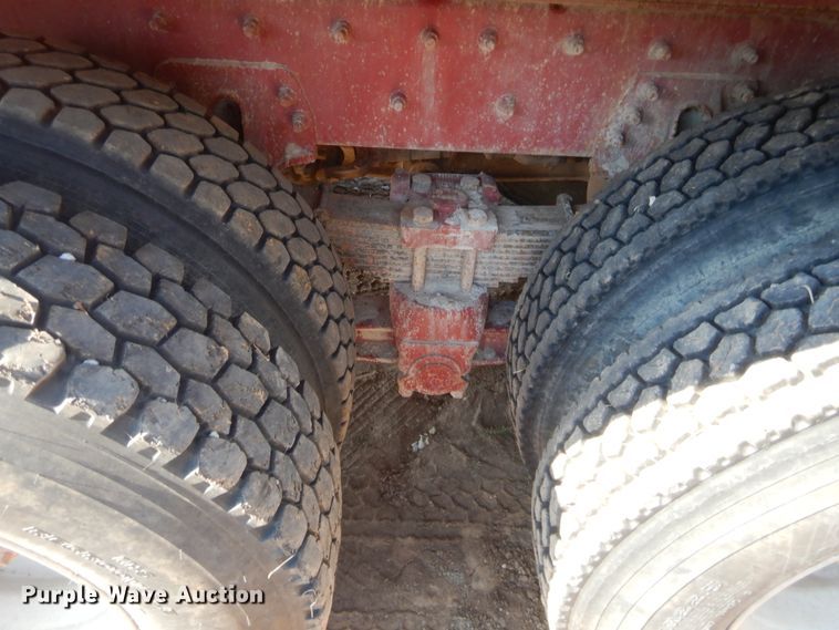 image for item HB9439 1999 Freightliner FL112  dump truck