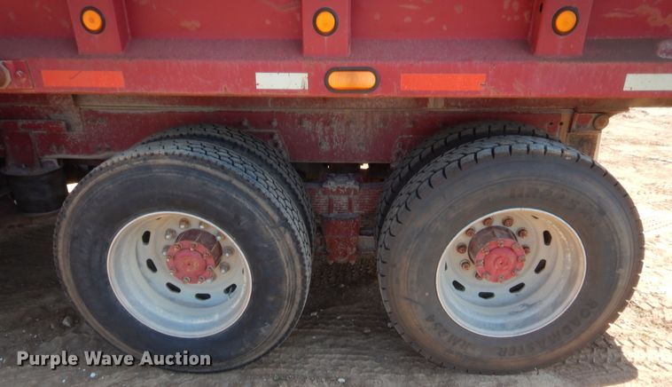 image for item HB9439 1999 Freightliner FL112  dump truck