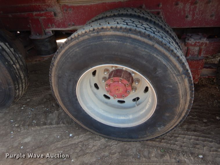 image for item HB9439 1999 Freightliner FL112  dump truck