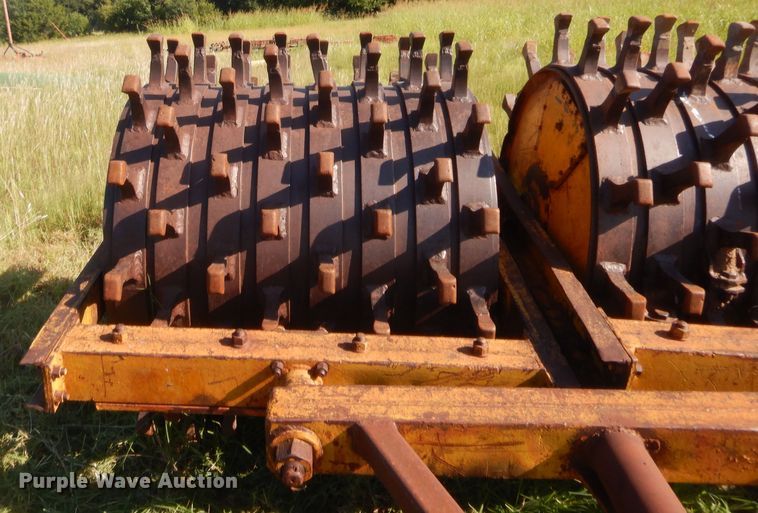 Sheepsfoot double drum roller in Wellington, KS | Item HB9440 sold | Purple Wave