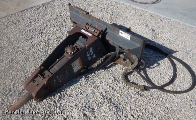 image for item HB9443 Bobcat B850 skid steer breaker