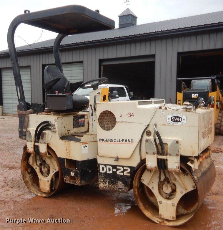 image for item HB9489 Ingersoll Rand DD22  vibratory double drum roller