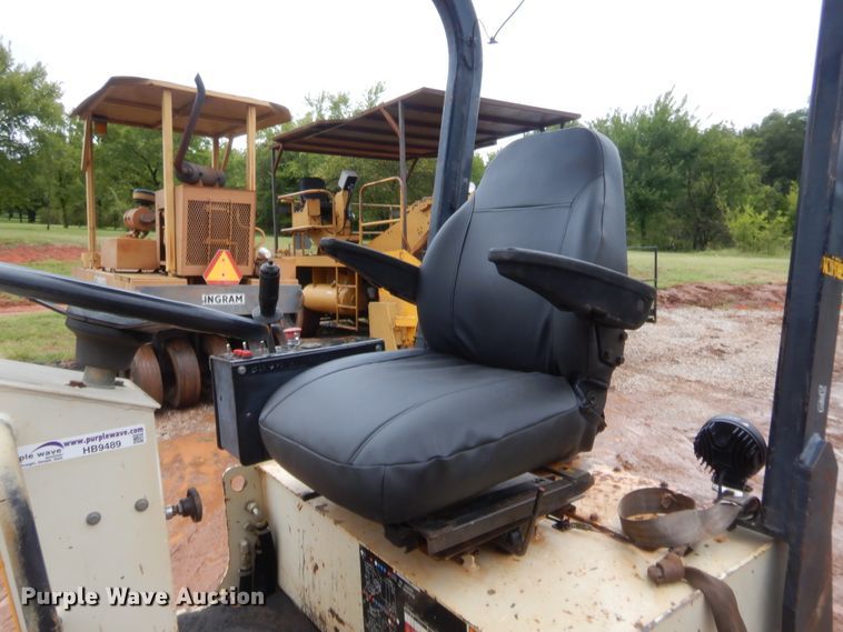 image for item HB9489 Ingersoll Rand DD22  vibratory double drum roller