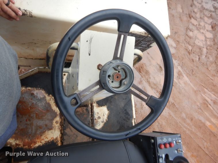image for item HB9489 Ingersoll Rand DD22  vibratory double drum roller