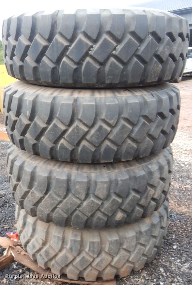 image for item HB9490 (4) 16.00R20 tires and wheels