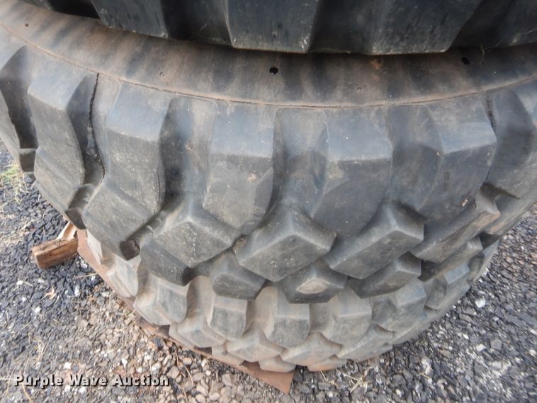 image for item HB9490 (4) 16.00R20 tires and wheels
