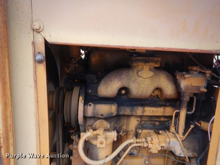 image for item HB9491 Ingram 9-2800  pneumatic roller